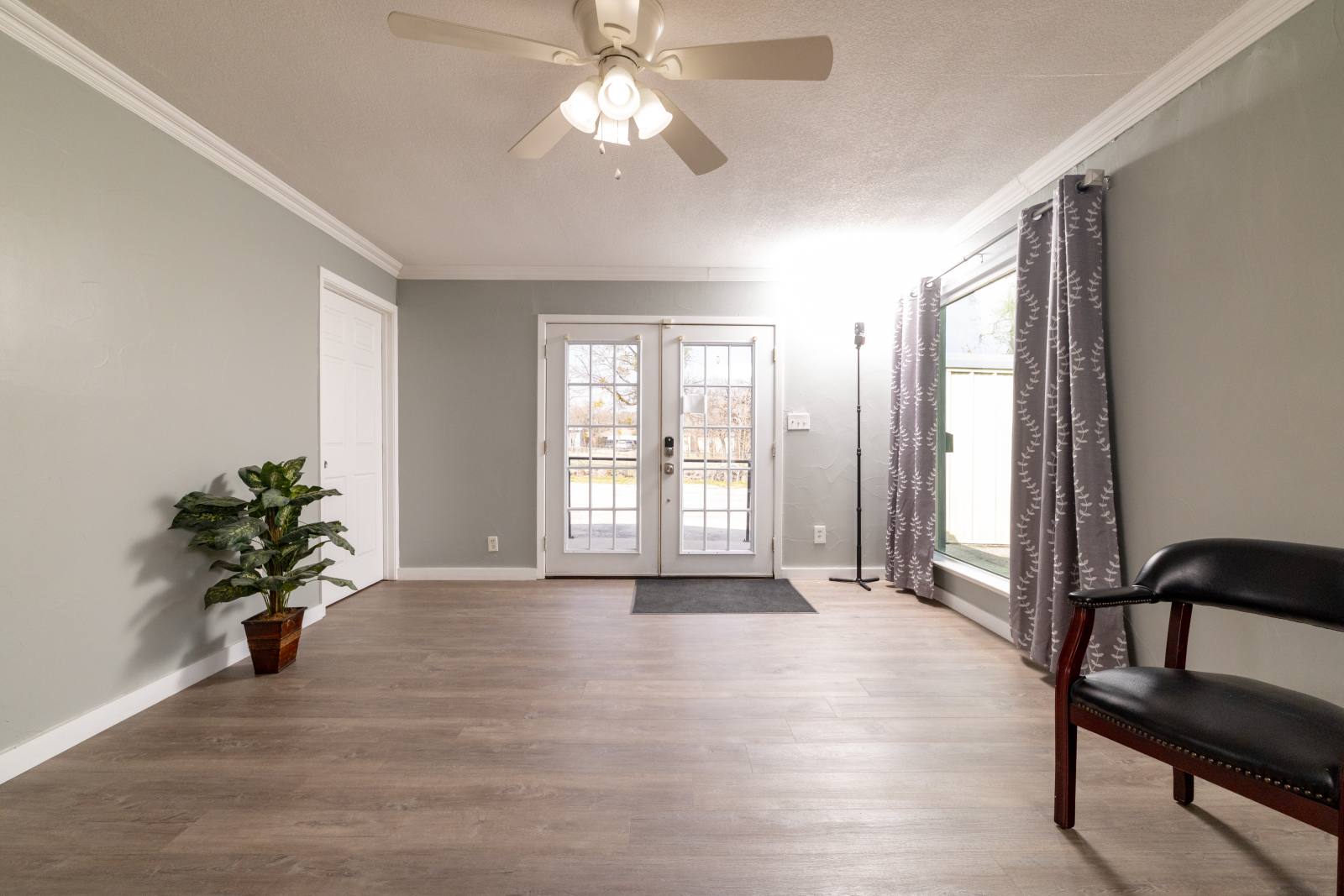 018 1005 Fort Worth Highway Weatherford Texas USA