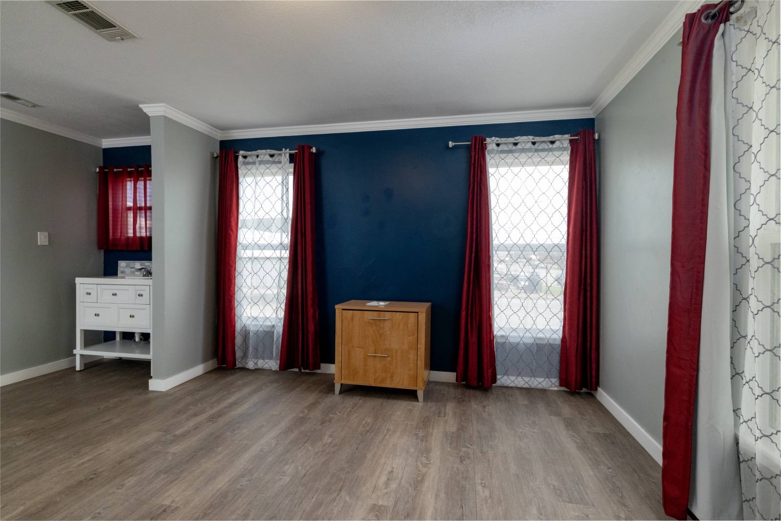 021 1005 Fort Worth Highway Weatherford Texas USA