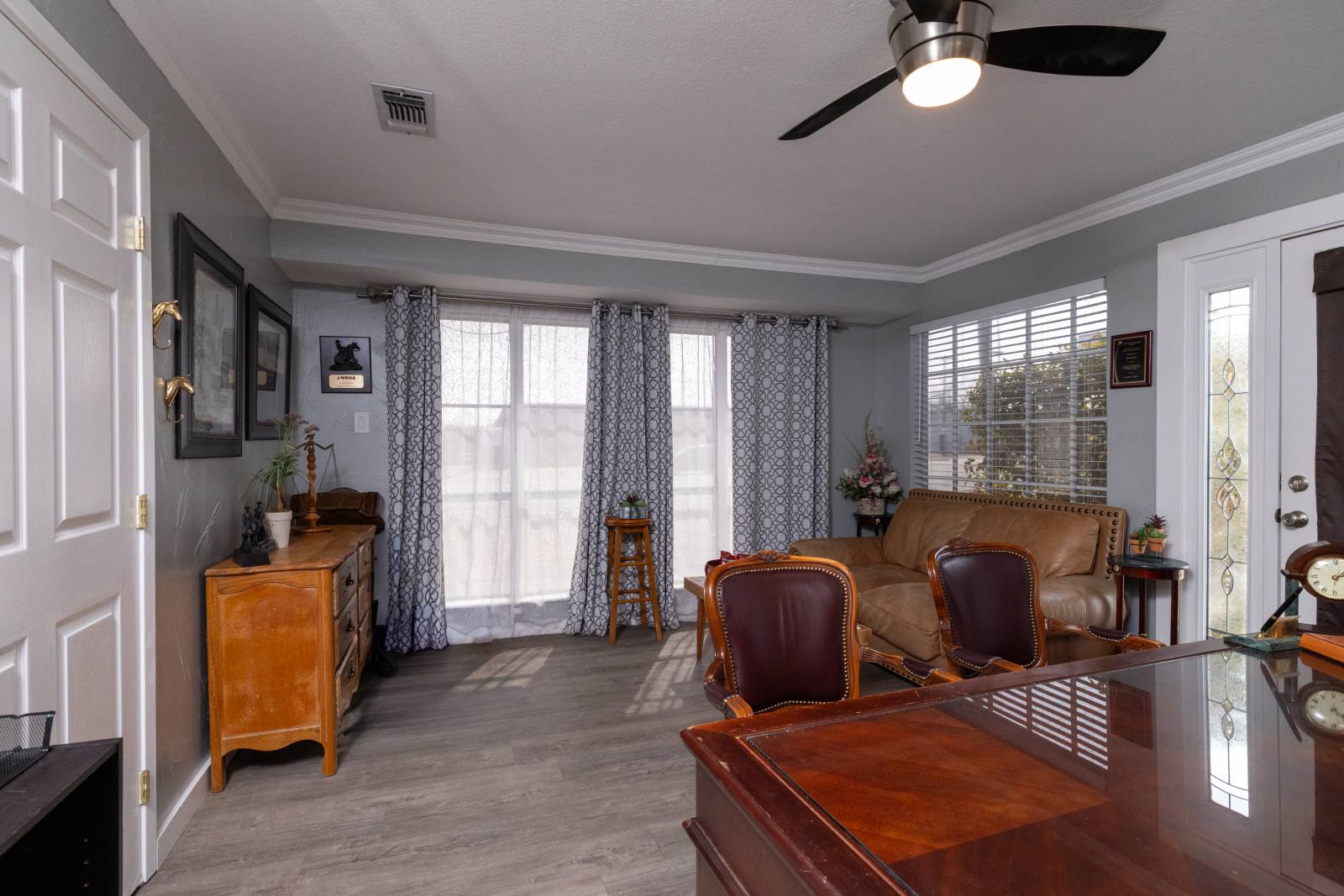 029 1005 Fort Worth Highway Weatherford Texas USA