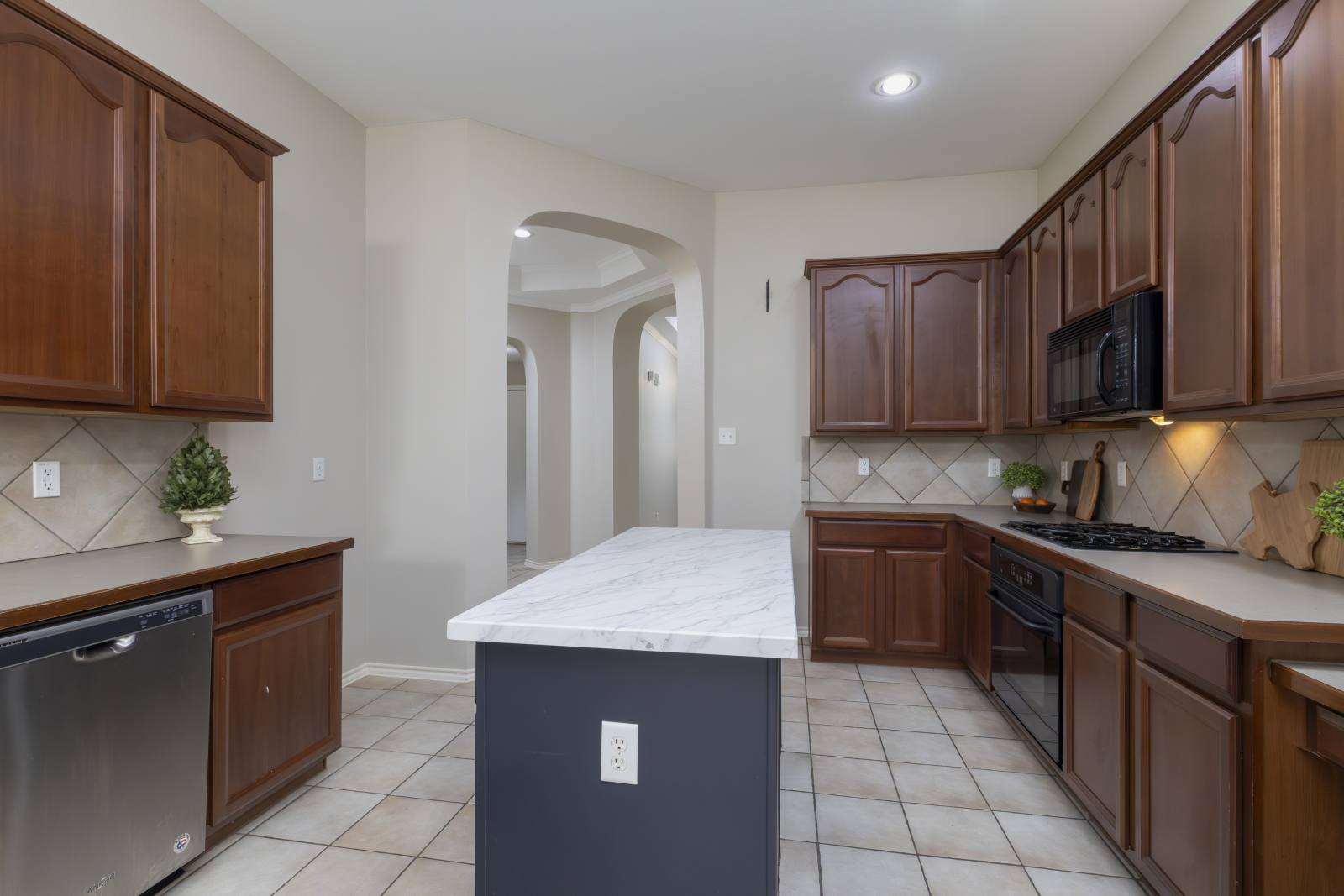 018 9833 Crawford Farms Dr Fort Worth TX 76244 USA