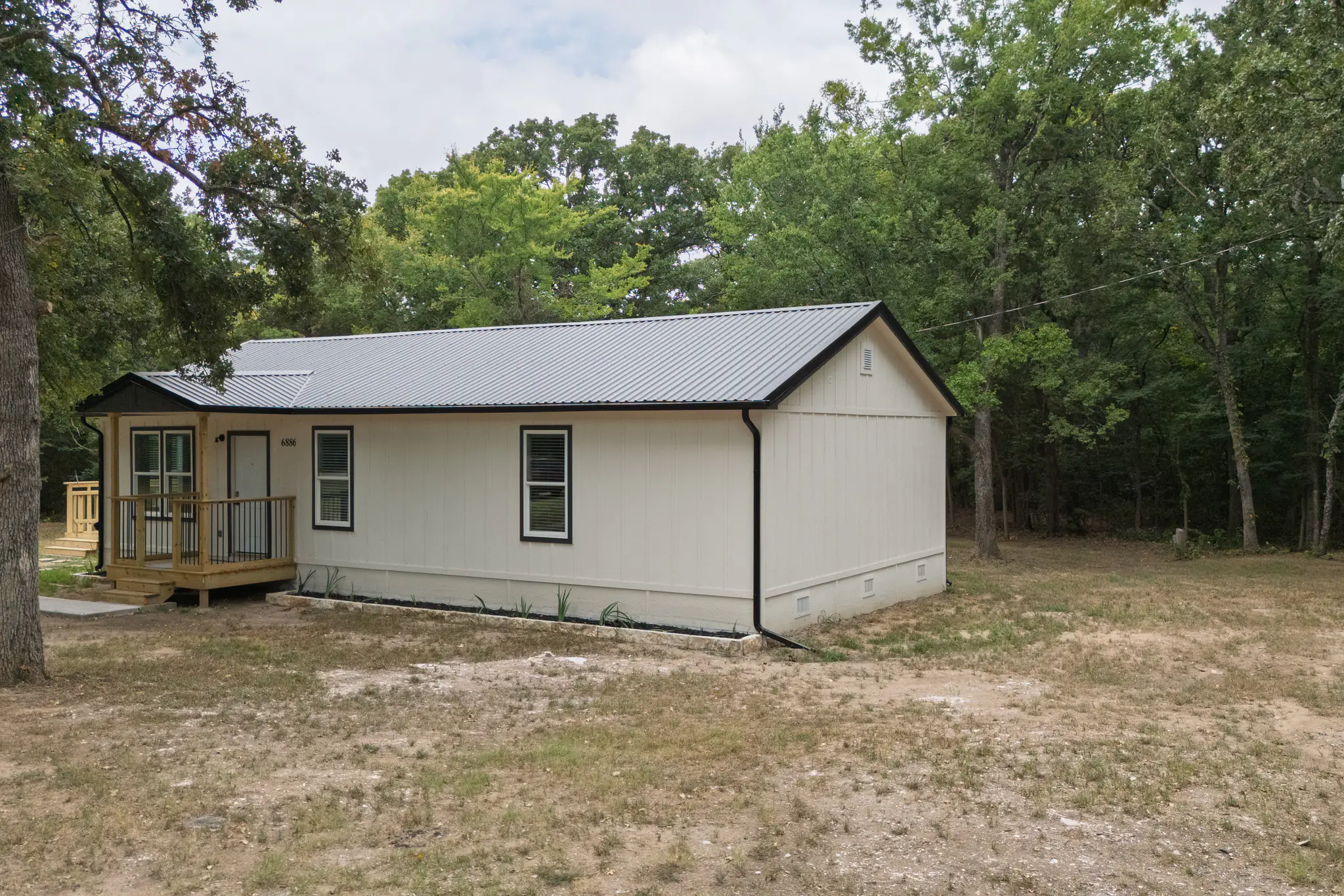 Photo 4 of 48